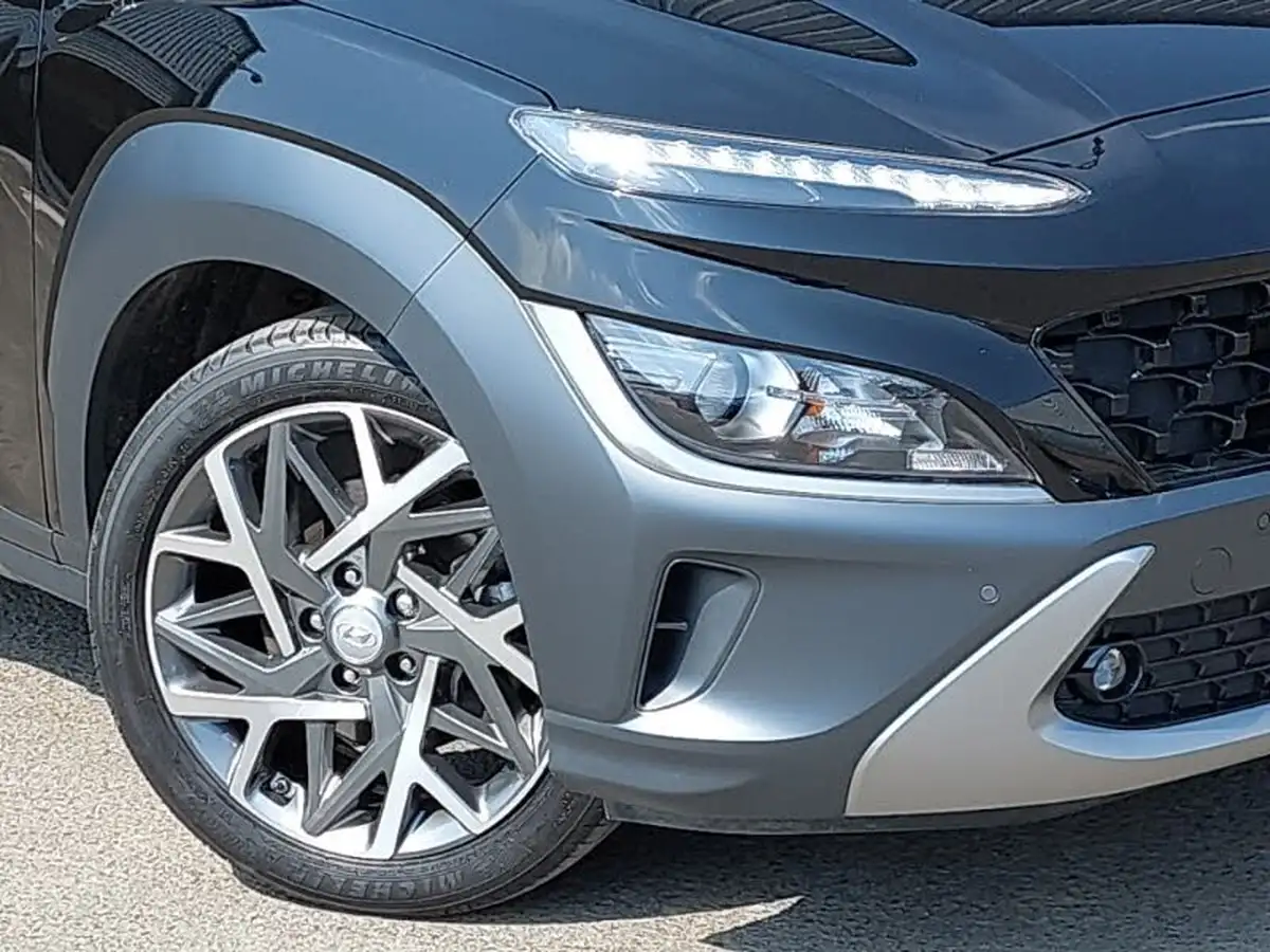 2022-hyundai-kona-16-gdi-premium-big-8