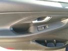2018-hyundai-i30-10-t-gdi-se-hatchback-small-17