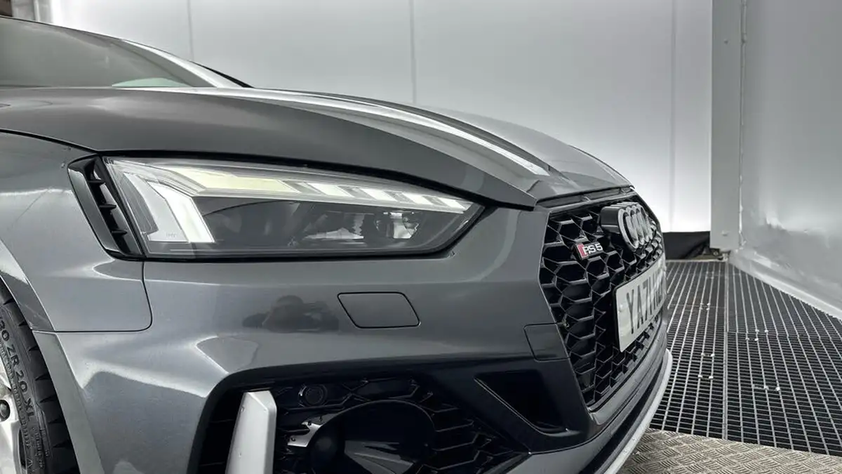 2022-audi-rs5-29-tfsi-coupe-2d-big-31