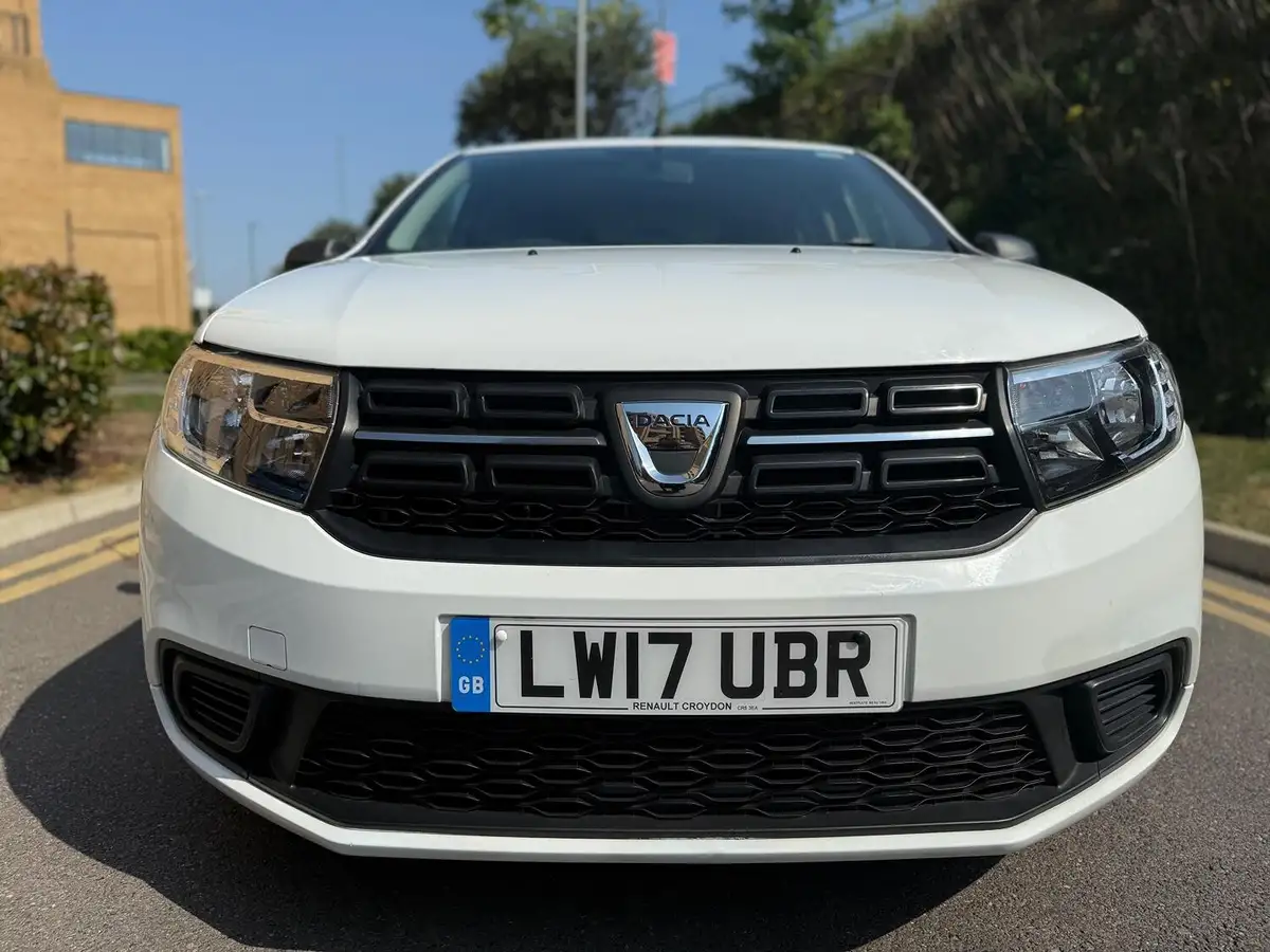 2017-dacia-sandero-10-sce-ambiance-big-4