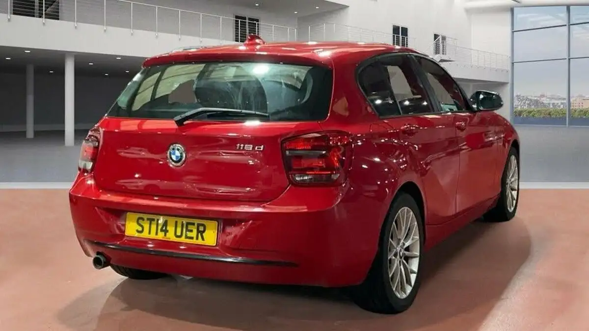 2014-bmw-1-series-20td-118d-sport-143bhp-ss-sports-hatch-5d-big-3