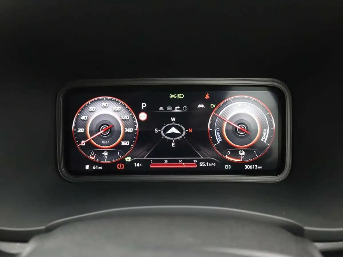 2022-hyundai-kona-16-gdi-premium-big-16