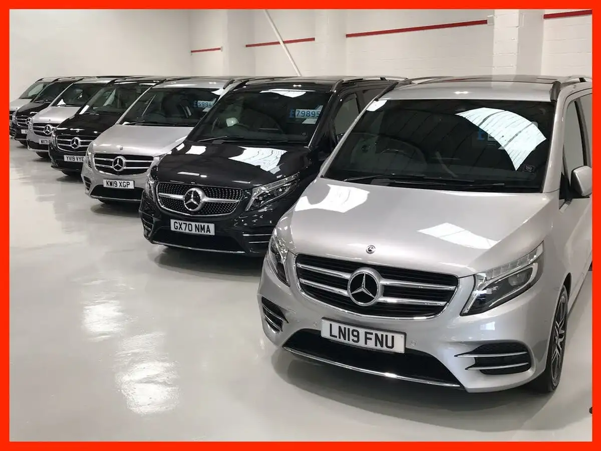 2021-mercedes-benz-v-class-20d-v300d-amg-line-long-239ps-big-2