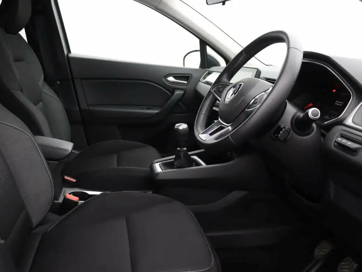 2021-renault-captur-13-tce-iconic-edition-big-21