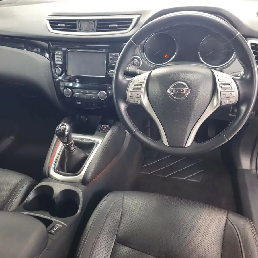 2015-nissan-qashqai-15dci-tekna-big-7