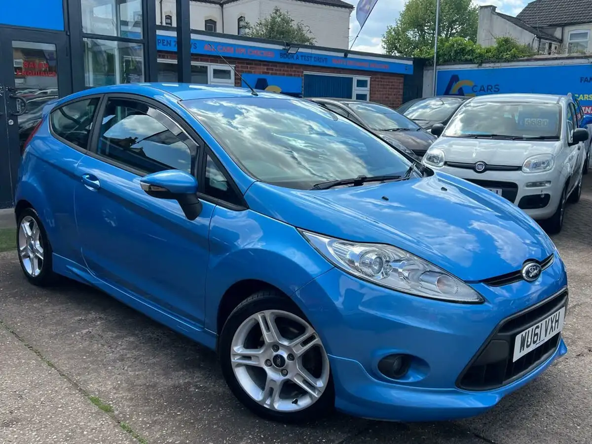 2011-ford-fiesta-16-zetec-s-big-34