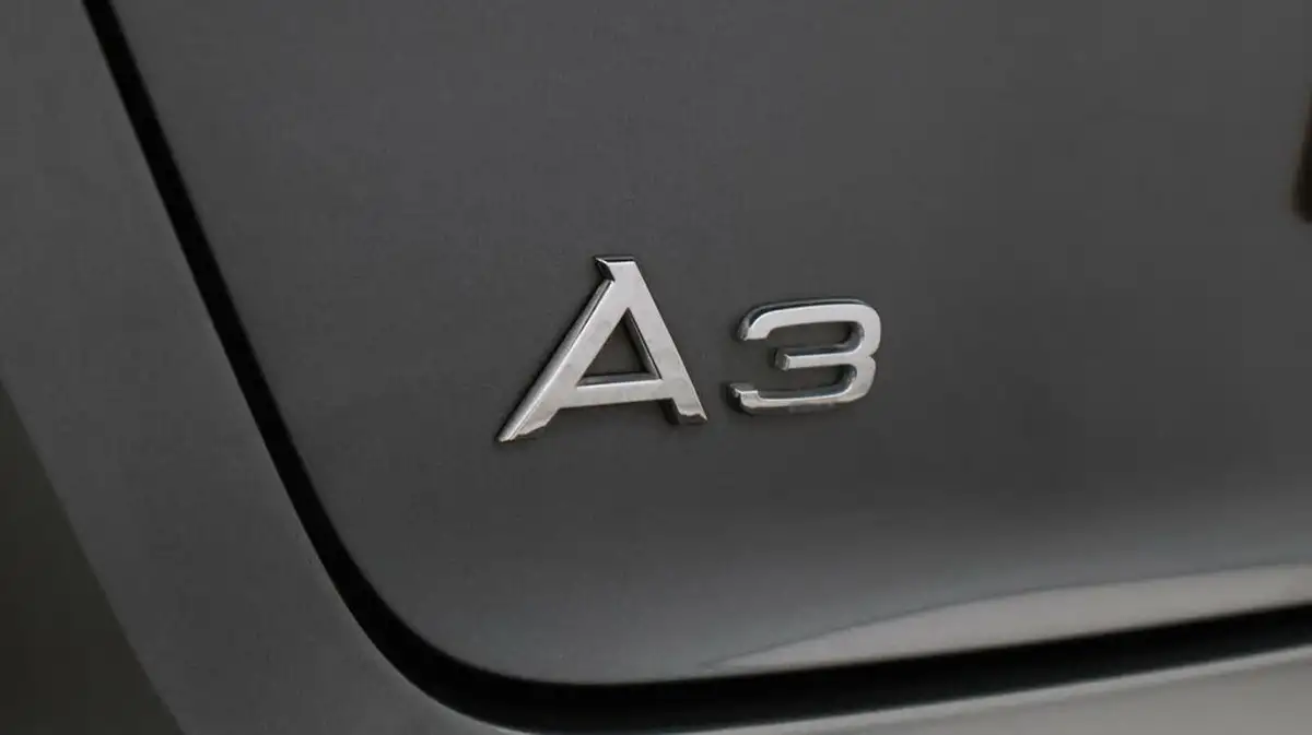 2019-audi-a3-15-35-tfsi-s-line-cod-ss-sportback-5d-big-21