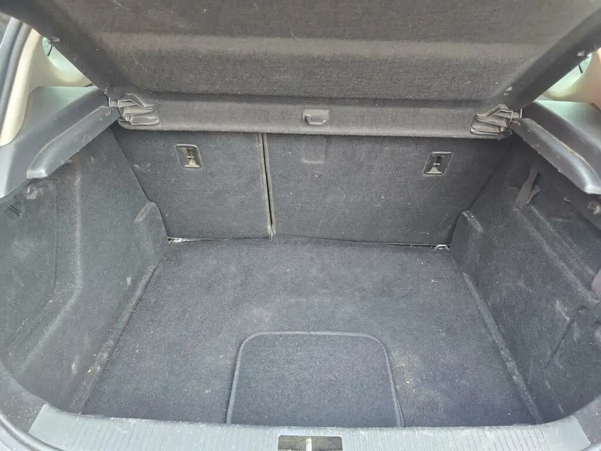 2012-vauxhall-astra-16-sri-vvt-16v-115ps-hatchback-5d-big-36