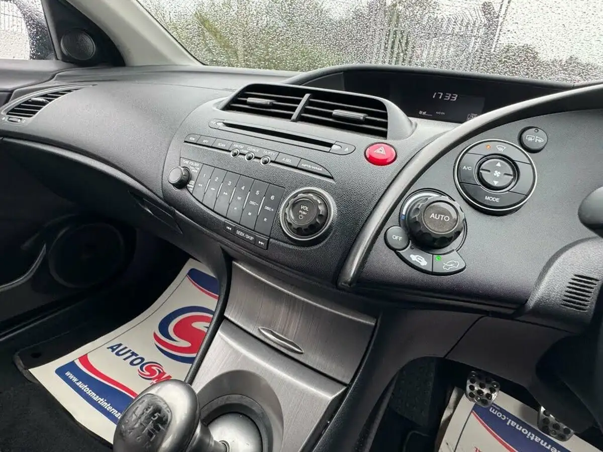 2009-honda-civic-18-si-i-vtec-big-34