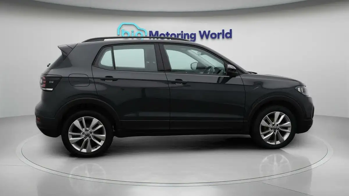 2021-volkswagen-t-cross-10-tsi-se-95ps-big-8