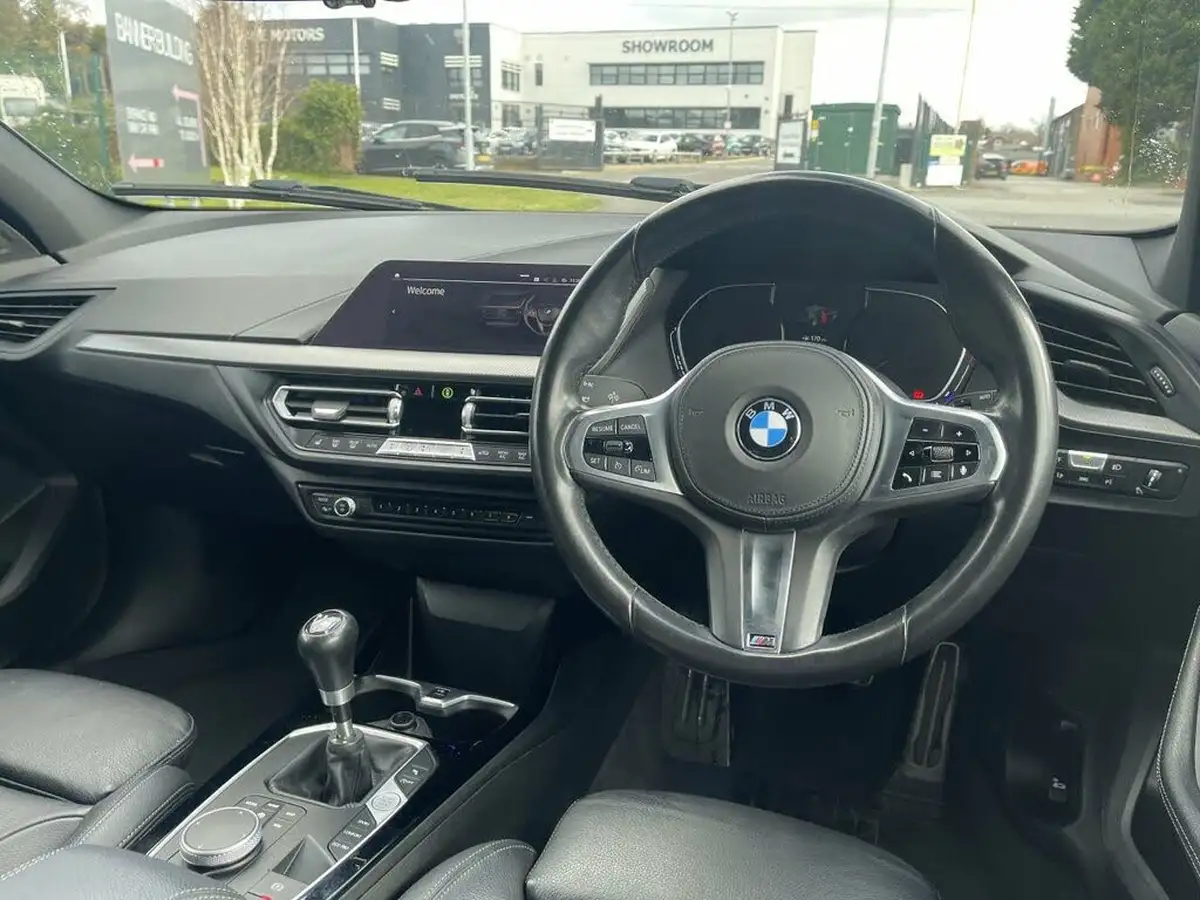 2020-bmw-1-series-20td-118d-m-sport-big-14