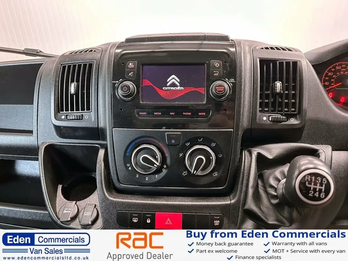 2022-citroen-relay-22bluehdi-35-l3h2-enterprise-panel-big-10