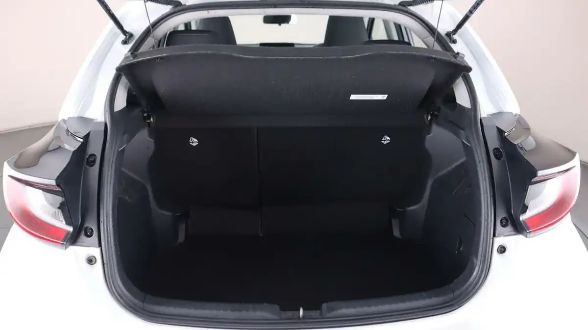 2022-toyota-yaris-15-vvt-i-icon-big-15