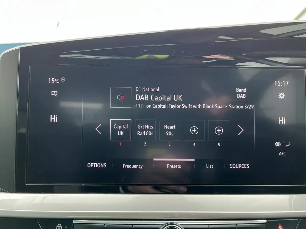 2022-vauxhall-mokka-e-elite-premium-big-26