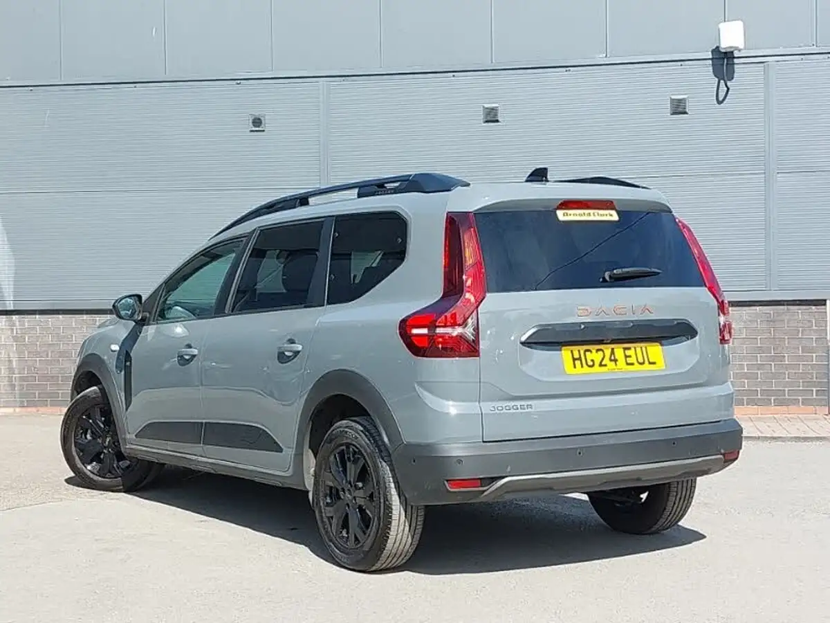 2024-dacia-jogger-10-tce-extreme-big-1