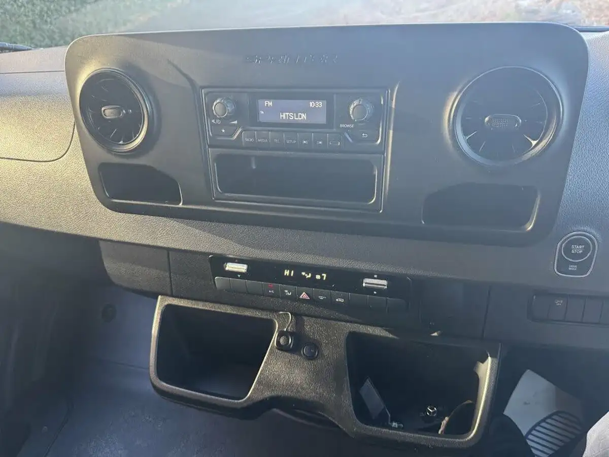 2020-mercedes-benz-sprinter-e-esprinter-l2h2-progressive-dc-20kw-big-4