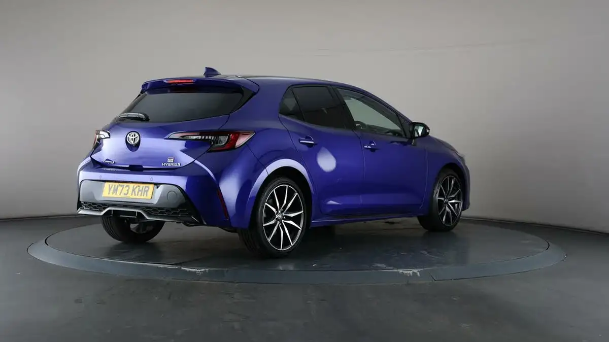 2024-toyota-corolla-18-vvt-i-gr-sport-hatchback-big-59