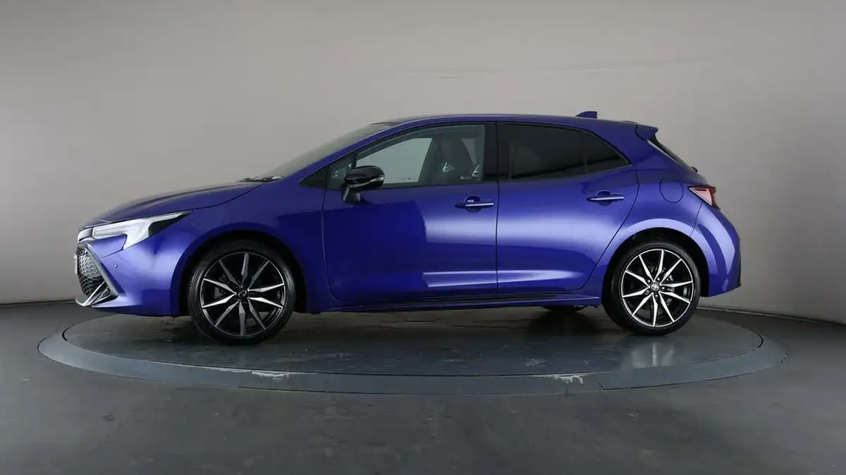 2024-toyota-corolla-18-vvt-i-gr-sport-hatchback-big-31