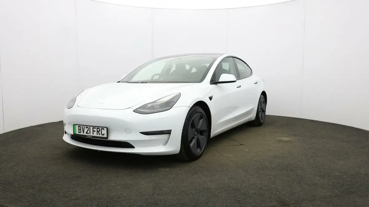 2021-tesla-model-3-e-long-range-4x4-big-31