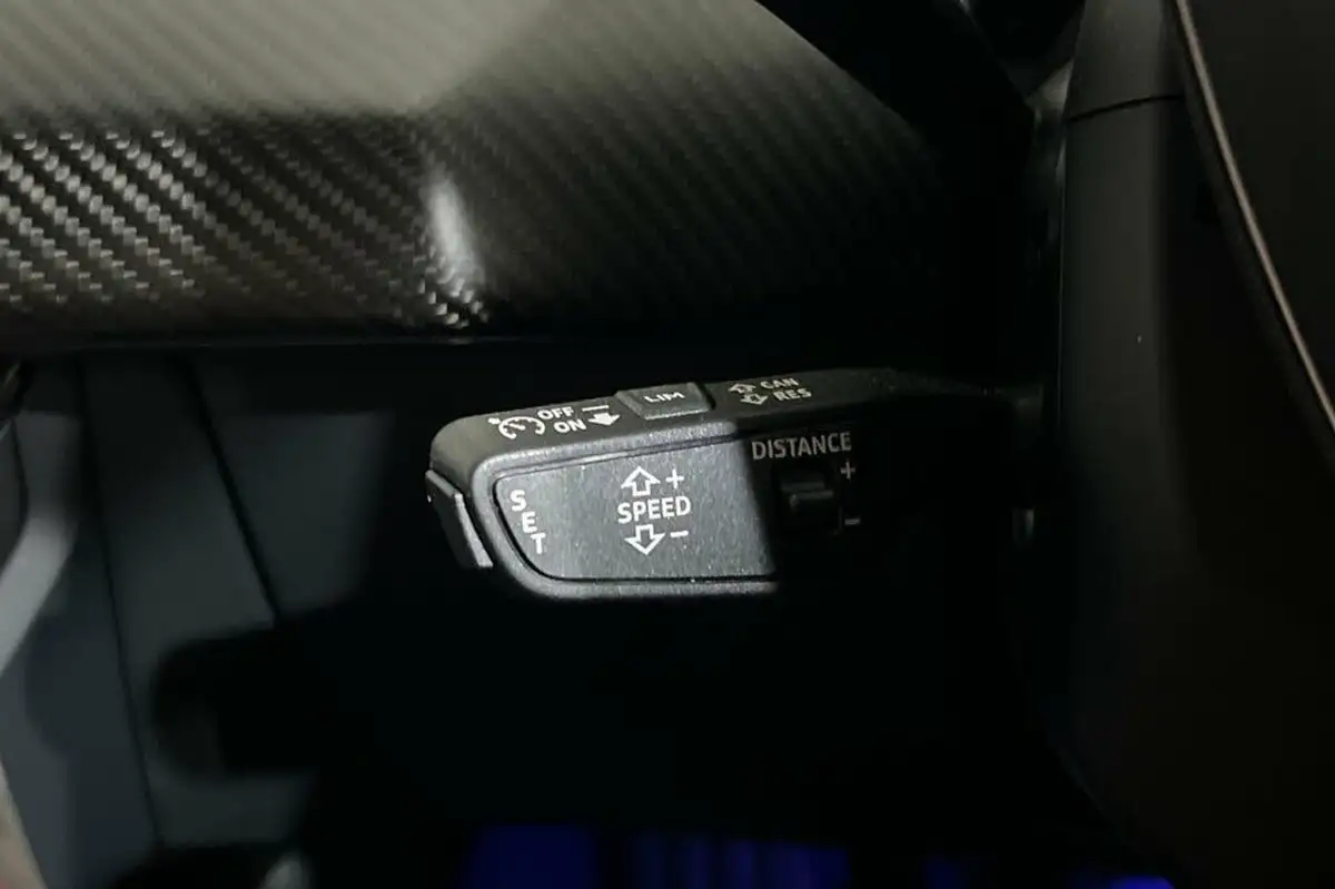 2021-audi-rs-e-tron-gt-e-carbon-vorsprung-big-24