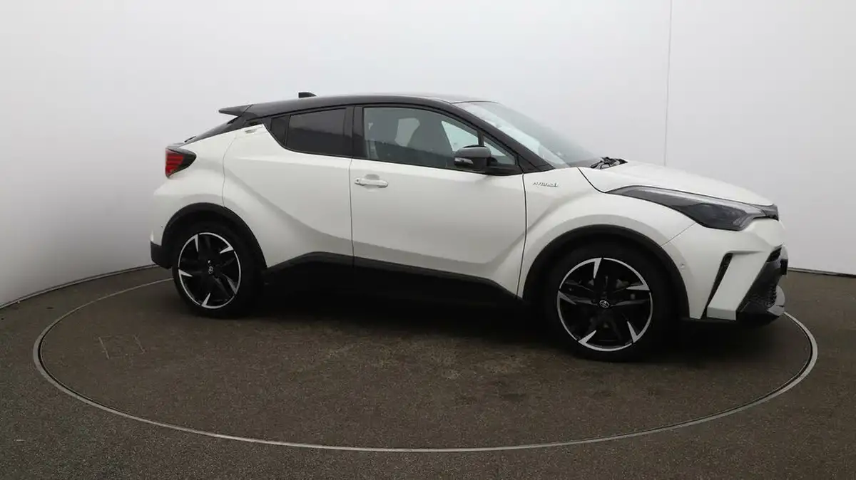 2022-toyota-c-hr-18-vvt-i-gr-sport-big-40