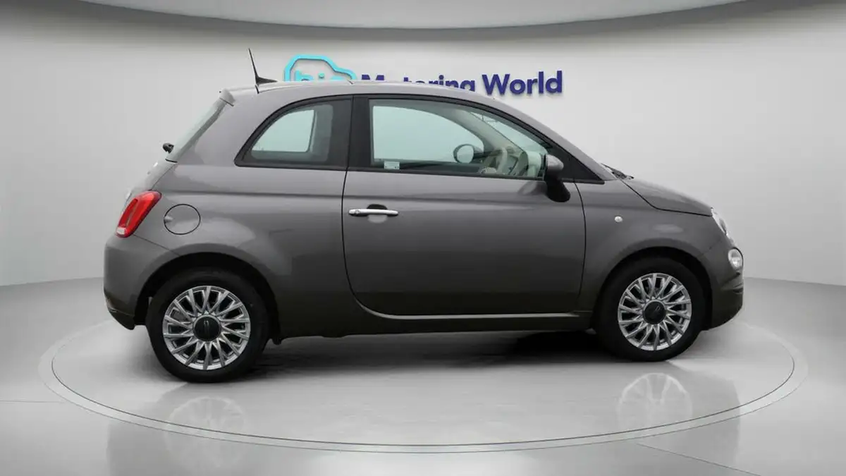 2020-fiat-500-10-lounge-big-8