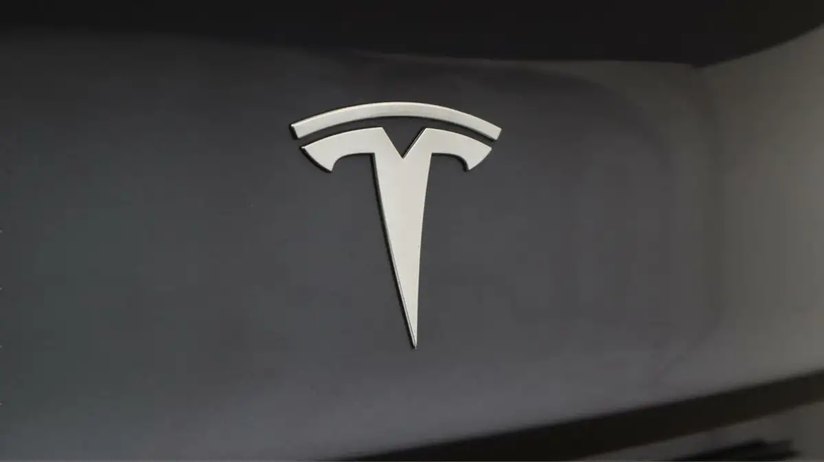 2021-tesla-model-3-e-long-range-4x4-big-20