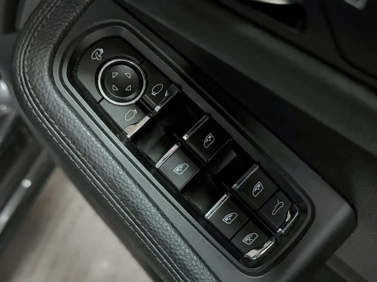 2019-porsche-macan-20-big-20