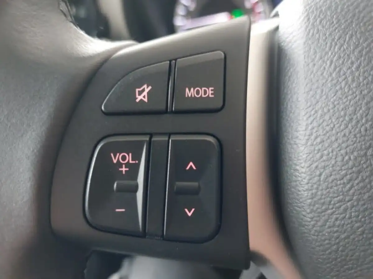 2023-suzuki-s-cross-14-boosterjet-motion-big-13