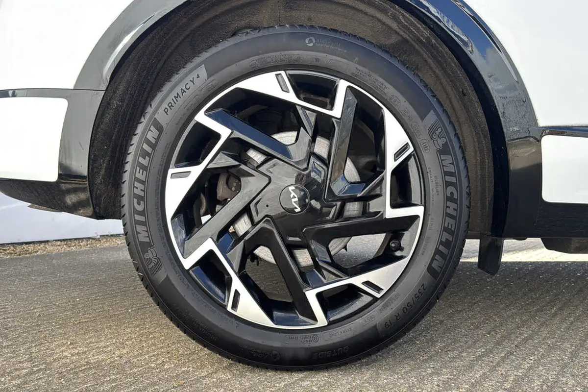 2023-kia-sportage-16-t-gdi-gt-line-148bhp-big-6