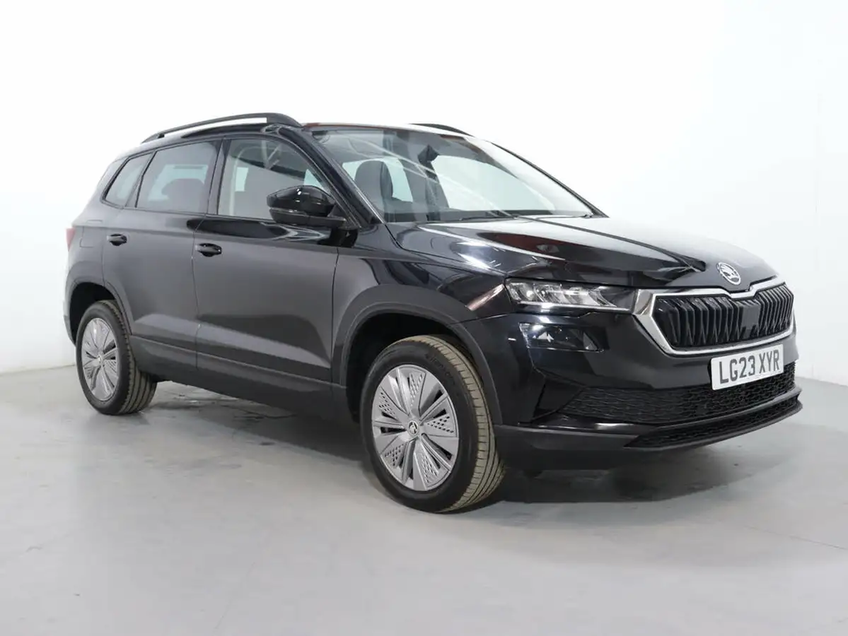 2023-skoda-karoq-15-tsi-se-drive-dsg-big-0