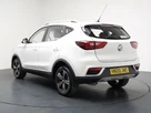 2020-mg-zs-suv-15-vti-tech-exclusive-106ps-small-8