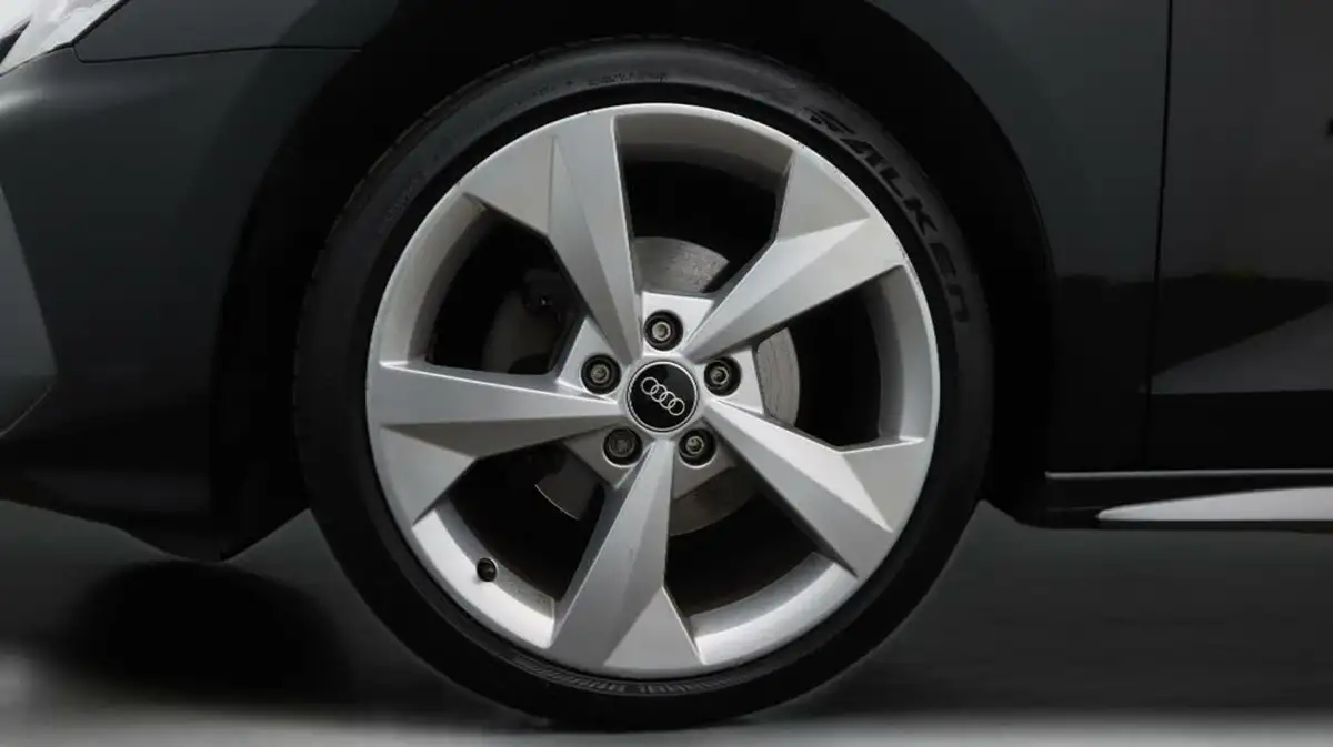 2023-audi-a3-15-35-tfsi-s-line-sportback-5d-big-18