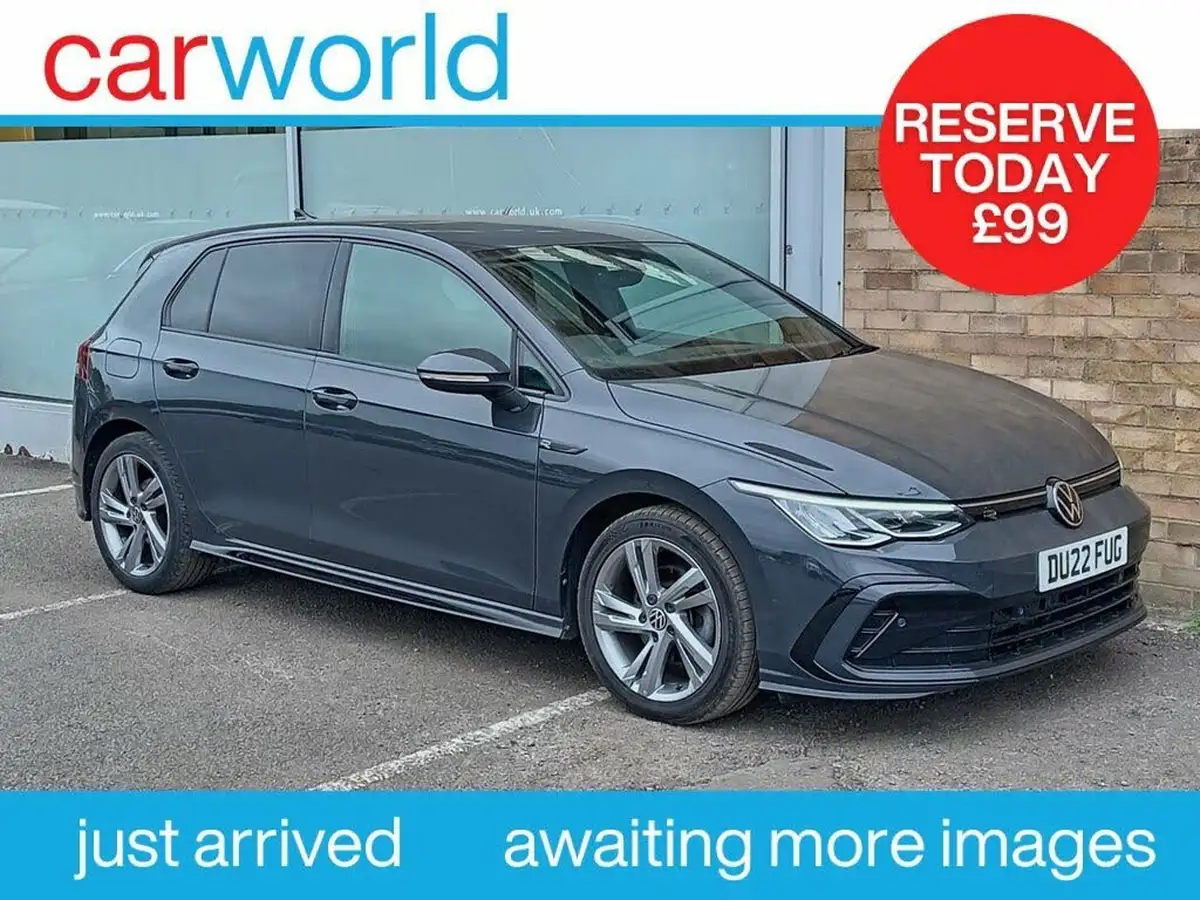 2022-volkswagen-golf-15-tsi-r-line-130ps-hatchback-big-0