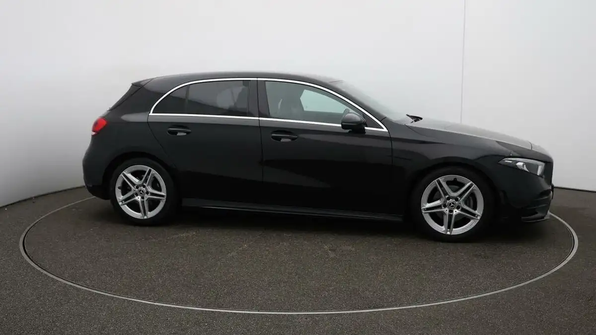 2020-mercedes-benz-a-class-13-a200-amg-line-executive-hatchback-5d-big-47