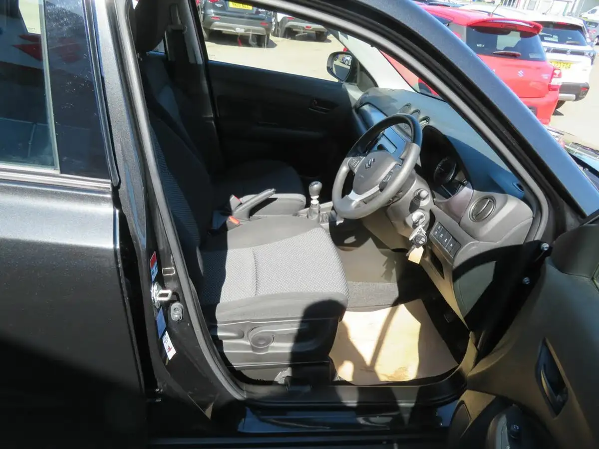 2023-suzuki-vitara-14-boosterjet-go-big-21