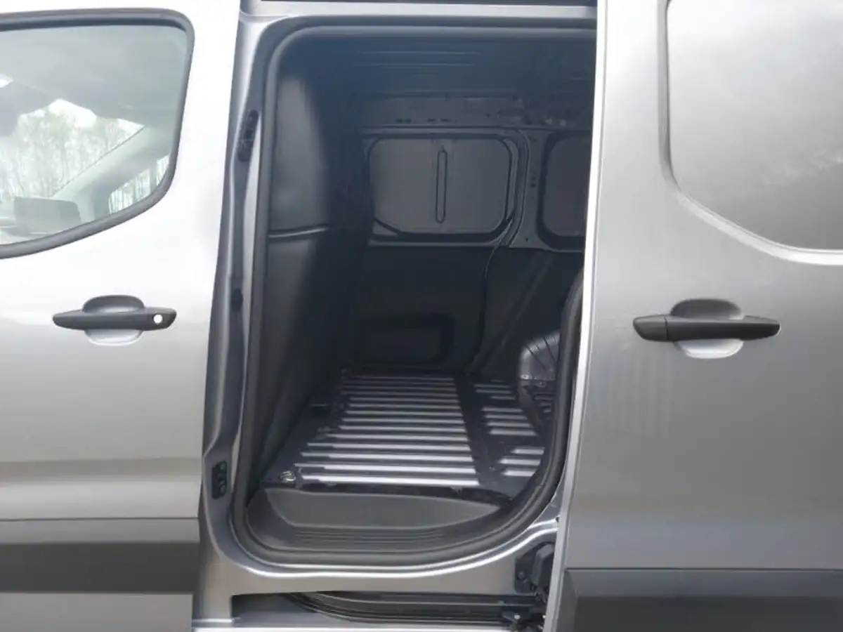 2024-peugeot-partner-15-bluehdi-professional-100pseu6d-big-18