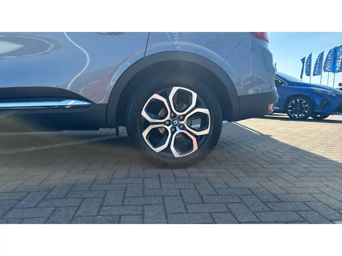 2023-renault-arkana-16-techno-big-6