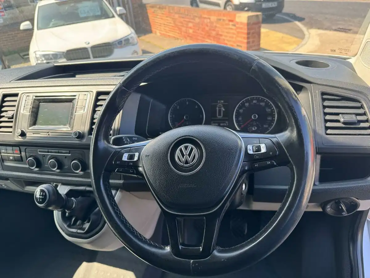 2019-volkswagen-transporter-20tdi-t28-highline-bmt-swb-102pseu6-big-14
