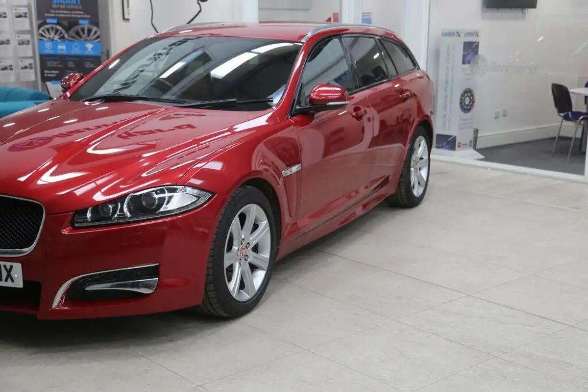 2014-jaguar-xf-30td-s-portfolio-v6-sportbrake-5d-big-5