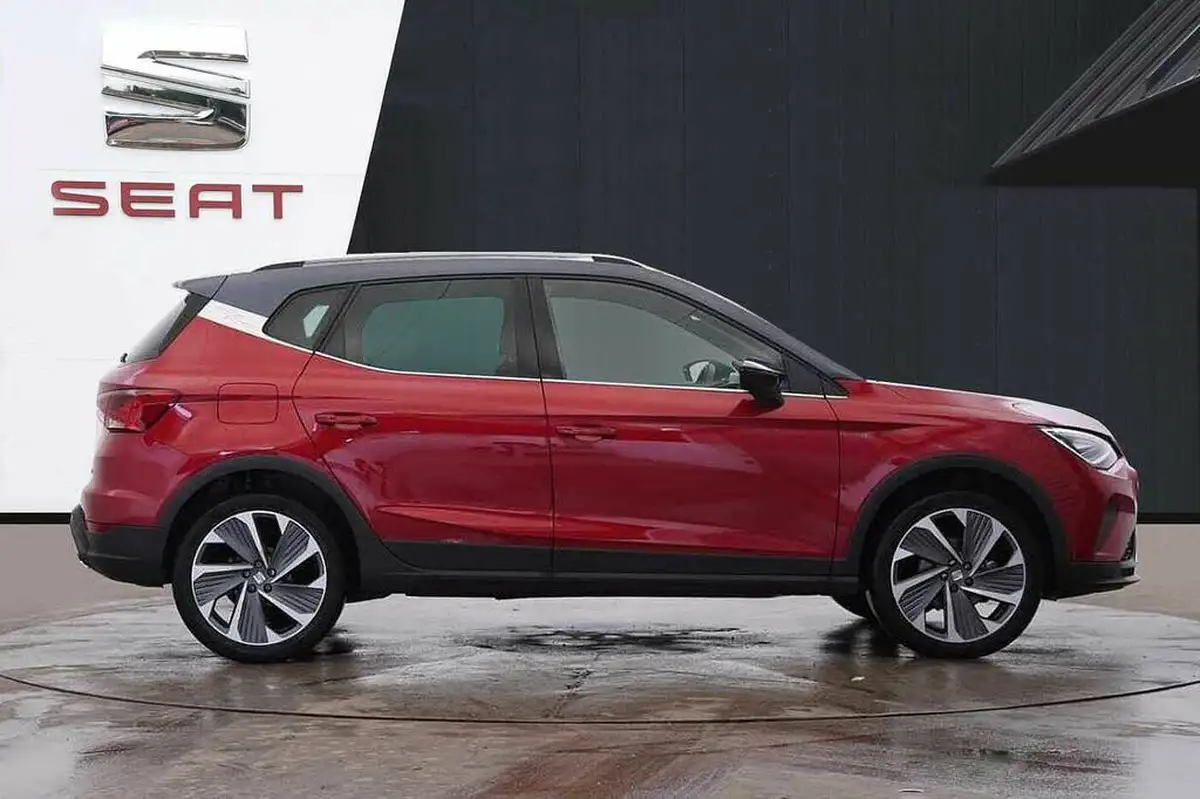 2024-seat-arona-10-tsi-fr-sport-115ps-dsg-big-3