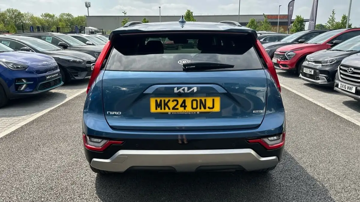 2024-kia-niro-16-gdi-4-180bhp-phev-111kwh-big-32