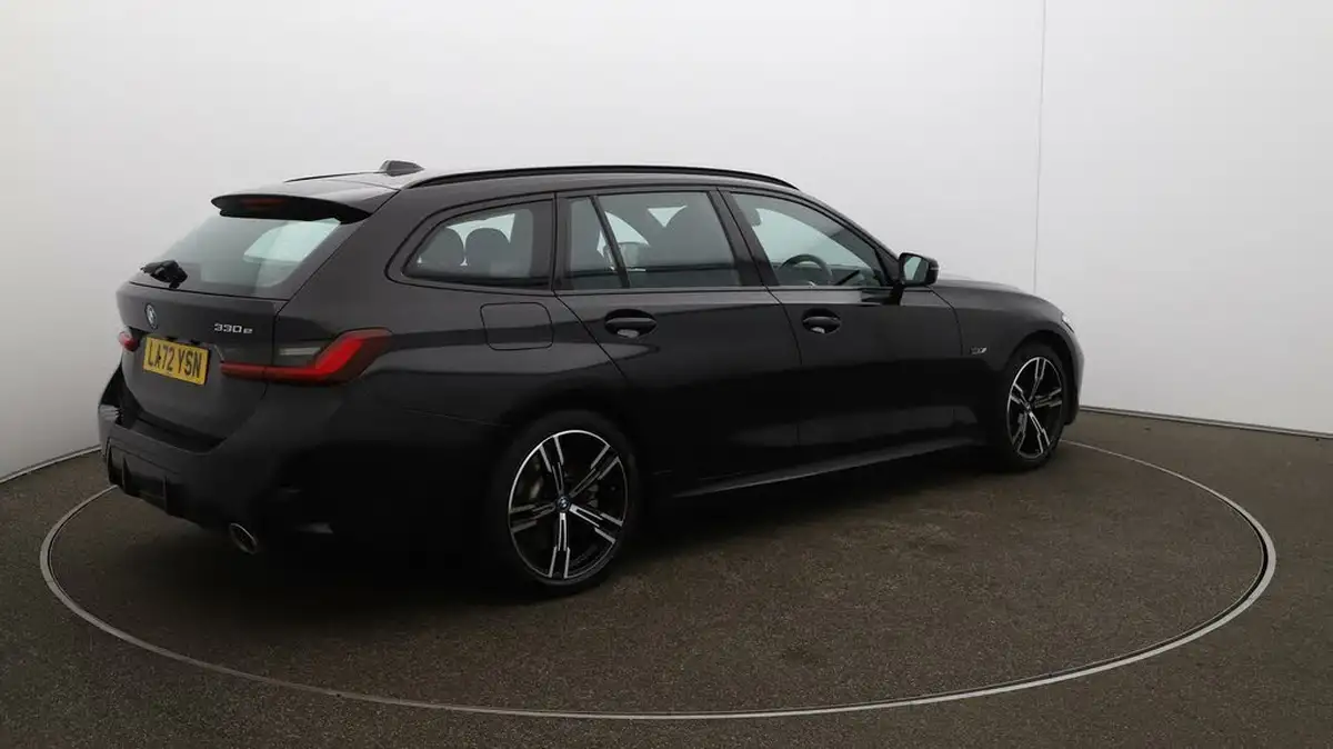 2022-bmw-3-series-20-330e-m-sport-touring-5d-big-51