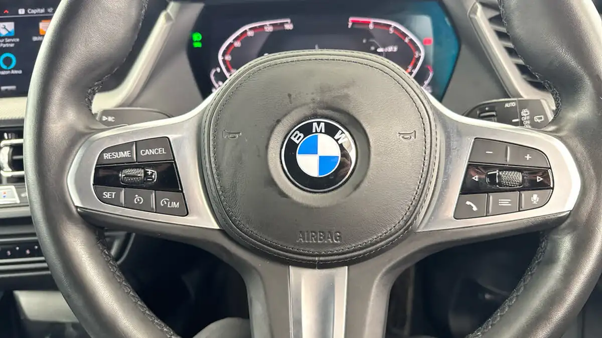 2022-bmw-1-series-15-118i-m-sport-lcp-big-19