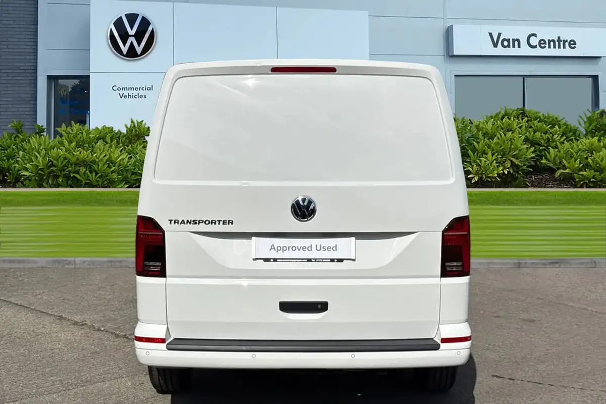 2024-volkswagen-transporter-big-3