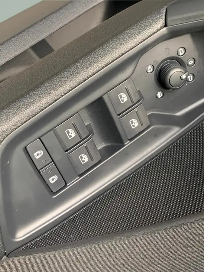 2022-audi-a3-10-30-tfsi-technik-s-tronic-big-20