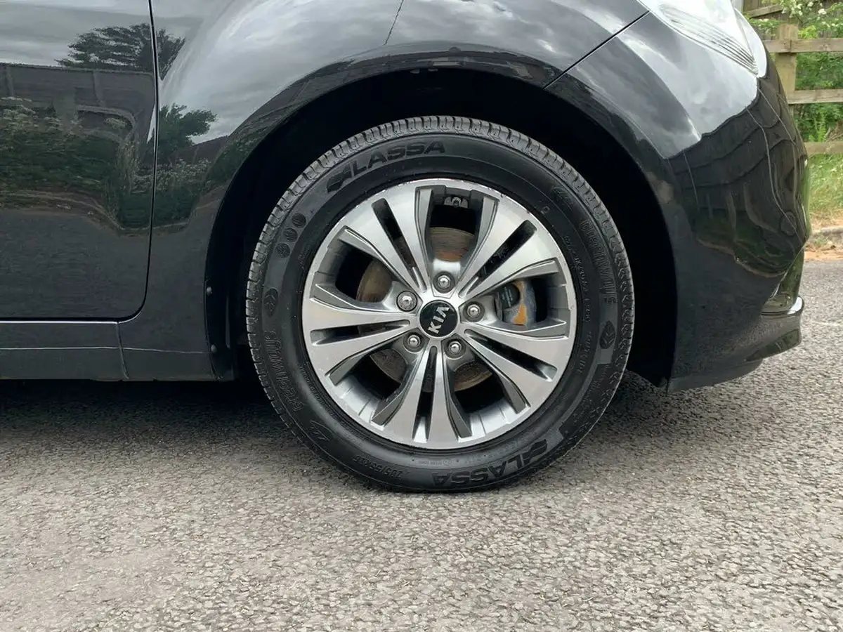 2016-kia-venga-14-2-big-29