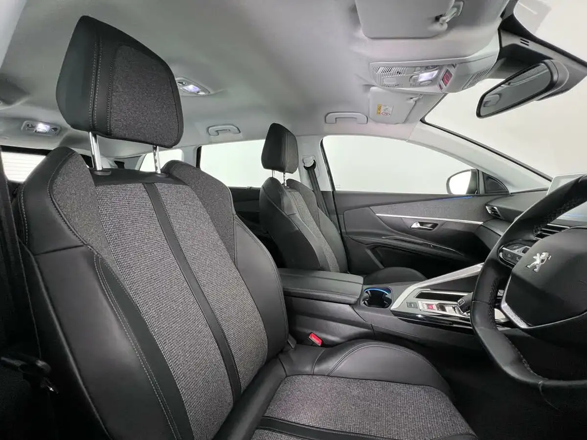 2019-peugeot-5008-suv-12-puretech-allure-eat8-big-11