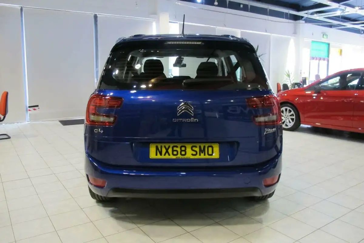 2018-citroen-grand-c4-picasso-16bluehdi-feel-big-8