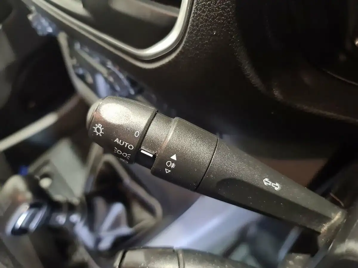 2022-toyota-proace-15d-icon-medium-big-27
